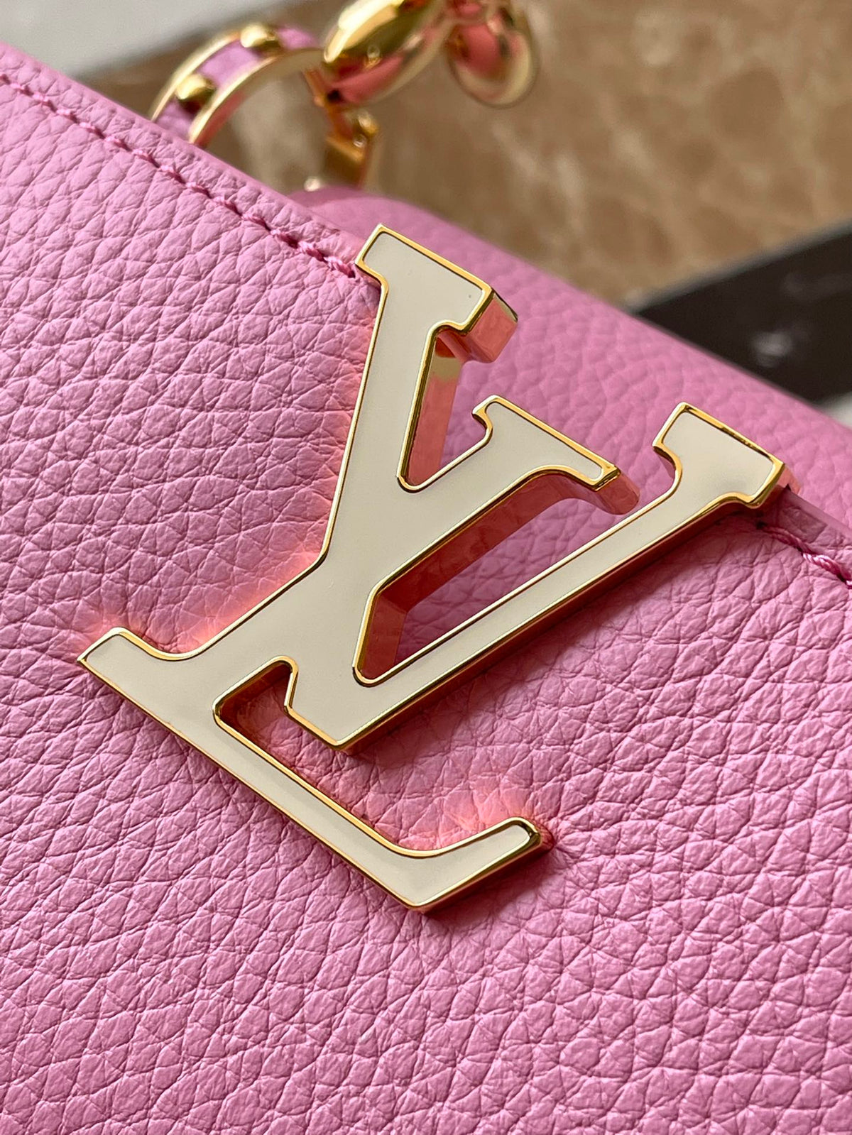 CAPUCINES BB 26 IN MARSHMALLOW PINK TAURILLON GOLD HARDWARE