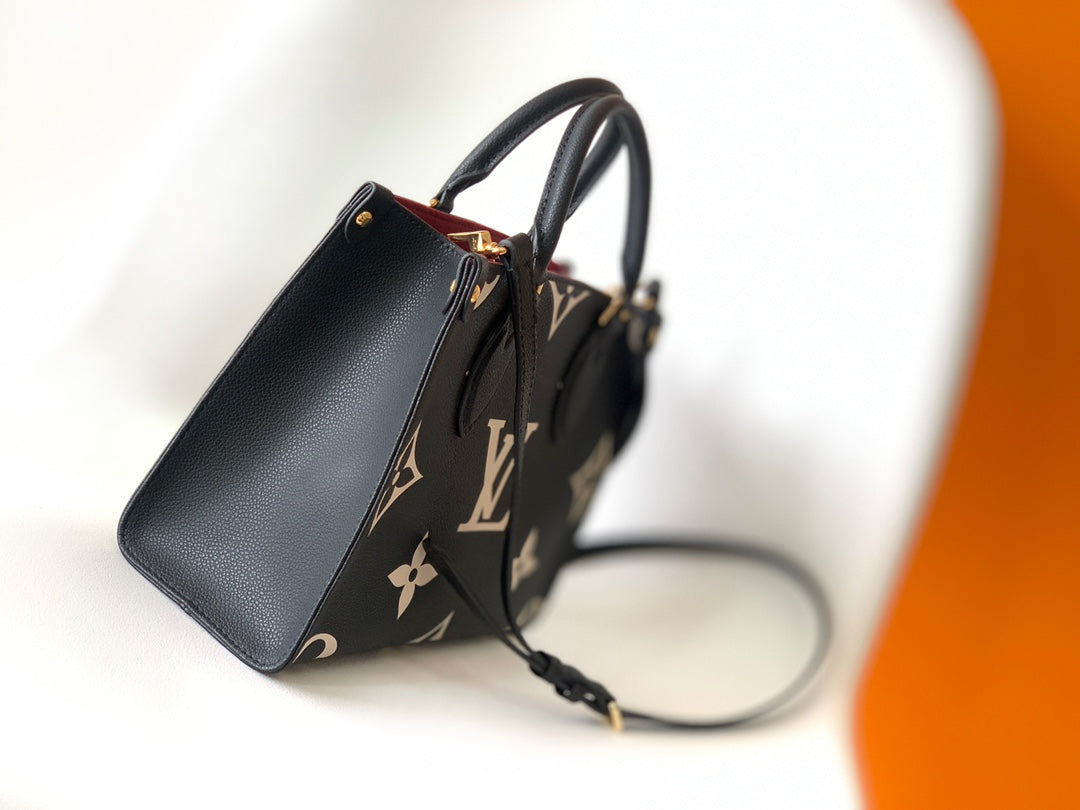 ONTHEGO TOTE 25 IN BLACK AND OFF WHITE MONOGRAM EMPREINTE