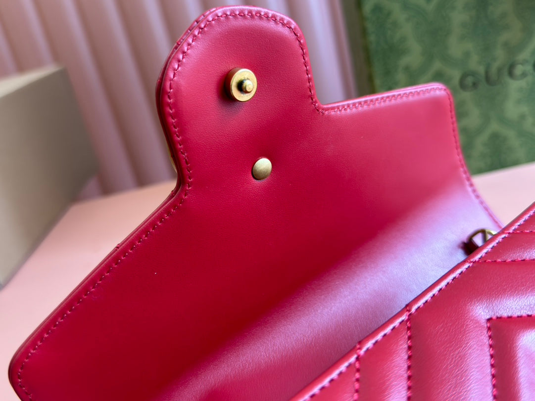 MARMONT SMALL SHOULDER BAG 20 IN RED LAMBSKIN GOLD HARDWARE