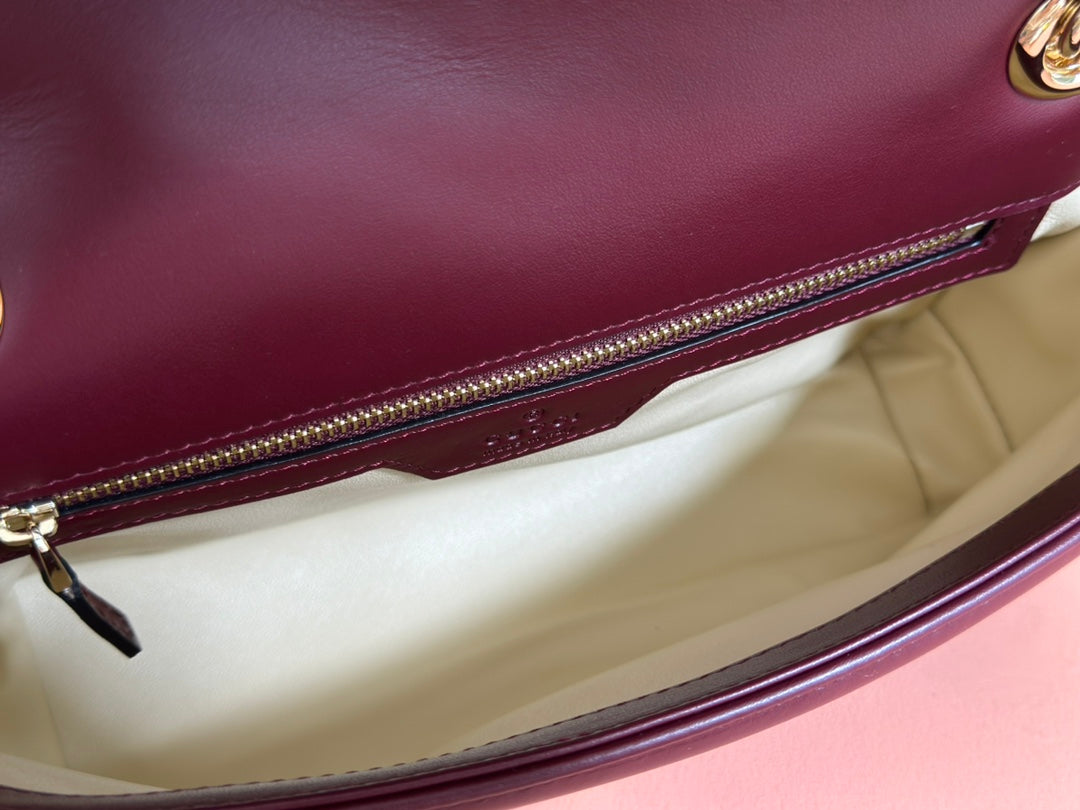 MARMONT MEDIUM SHOUDER BAG 26 IN ROSSO ANCORA RED CALFSKIN
