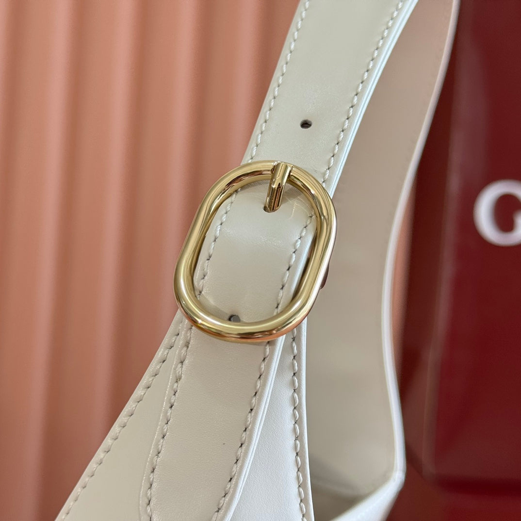JACKIE SMALL SHOULDER BAG 27 IN WHITE CALFSKIN GOLD HARDWARE