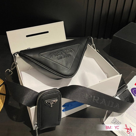 PRA TRIANGLE 26 SHOULDER BAG IN BLACK CALFSKIN