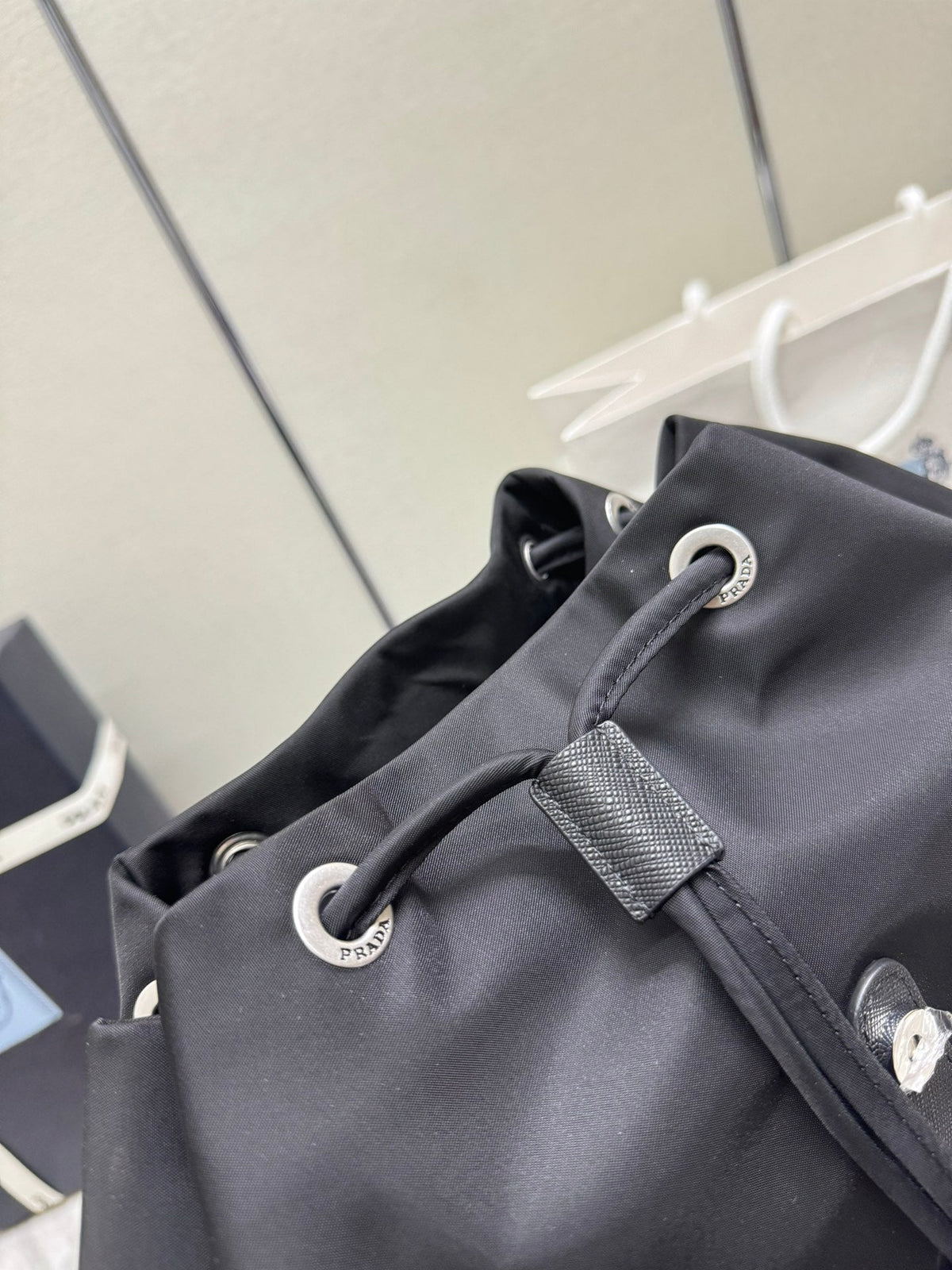 PRADA 25S MEDIUM RE-NYLON BACKPACK 39 IN BLACK WITH POUCH